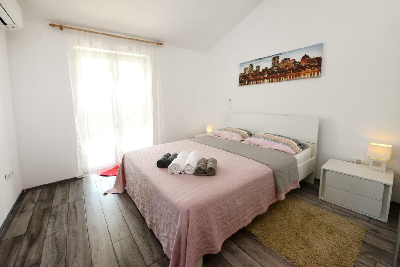 Villa Kontesici 14 Zelena Laguna Εξωτερικό φωτογραφία