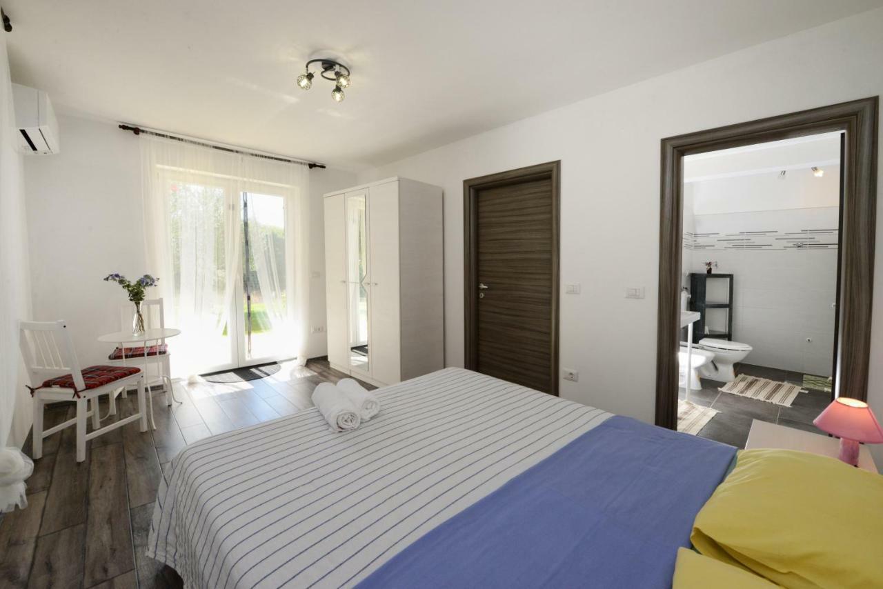 Villa Kontesici 14 Zelena Laguna Εξωτερικό φωτογραφία