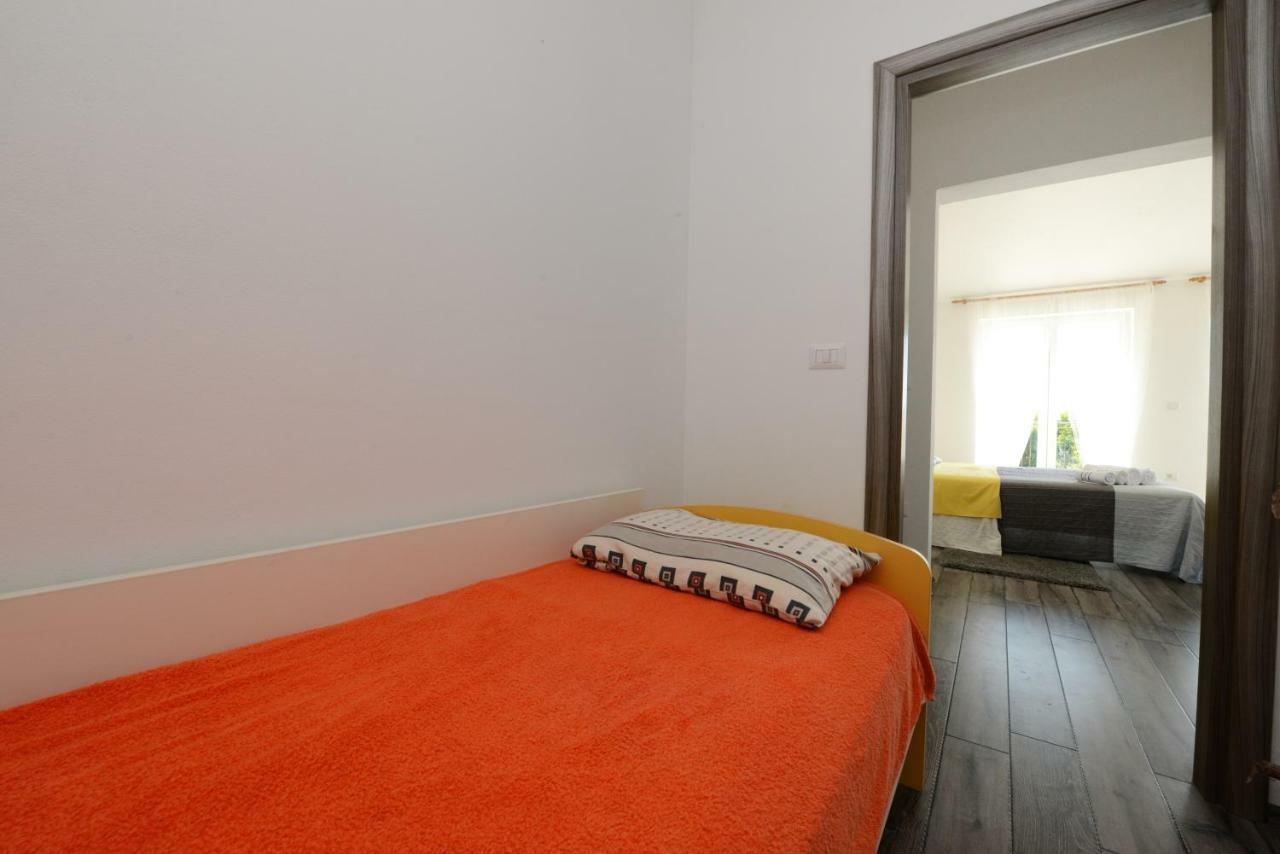 Villa Kontesici 14 Zelena Laguna Εξωτερικό φωτογραφία